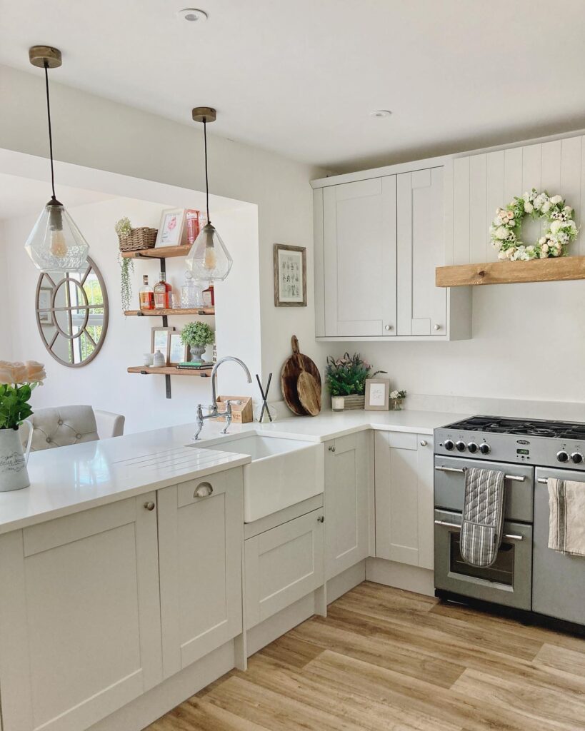 White quartz countertops kitchen