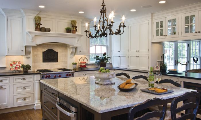 Granite Countertops in Traditional Kitchens