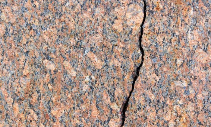 repair granite crack 