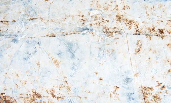 how to remove rust from marble